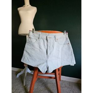 Women's Levi's Wide Leg Light Wash Denim Shorts 32